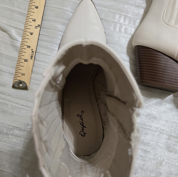 Elegant Cream Ankle Boots By Cupid Size 8 EUC Worn Once! - Picture 5 of 6